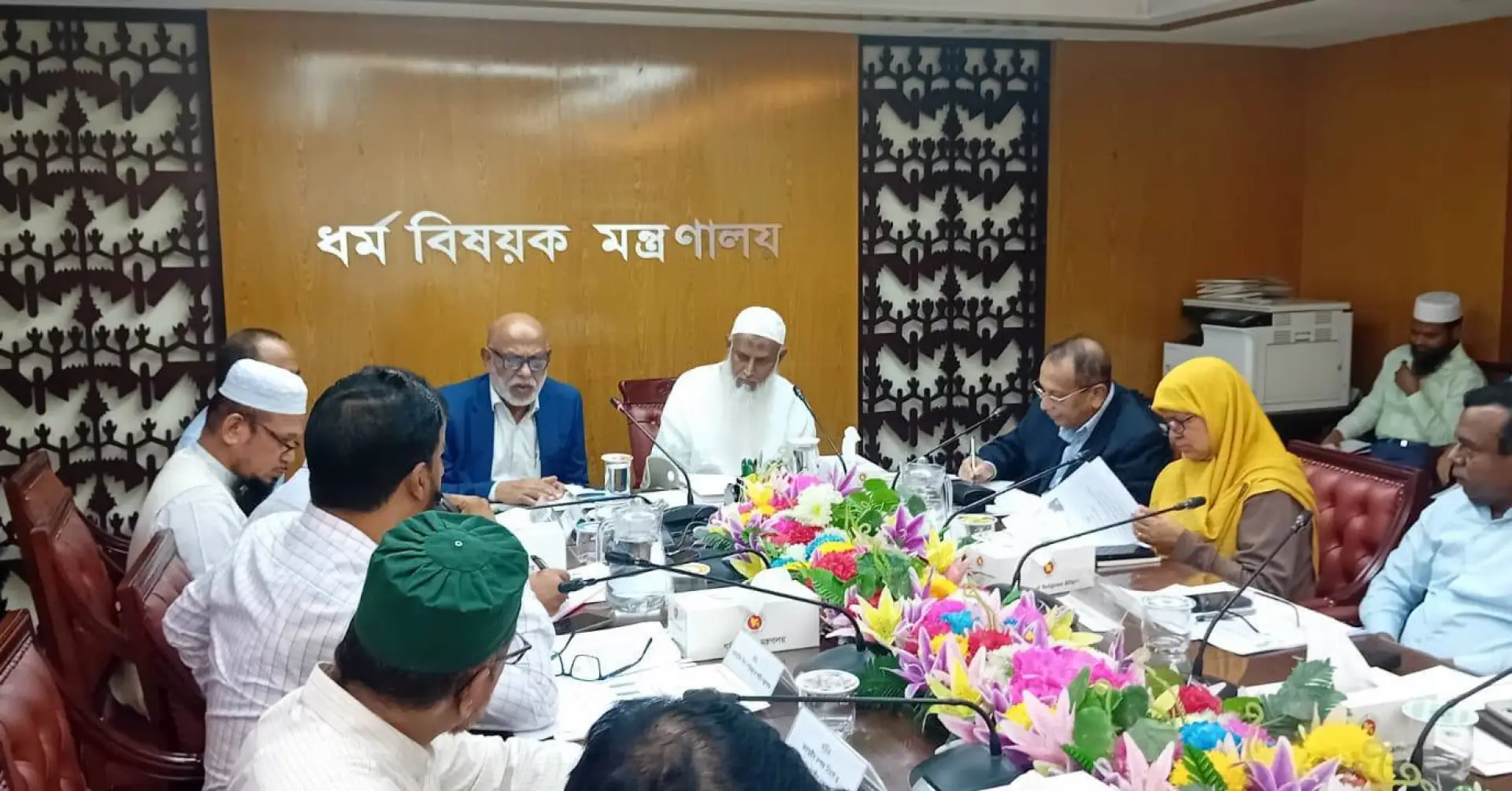 সুষ্ঠু হজ ব্যবস্থাপনায় সর্বোচ্চ অগ্রাধিকার দিচ্ছে সরকার