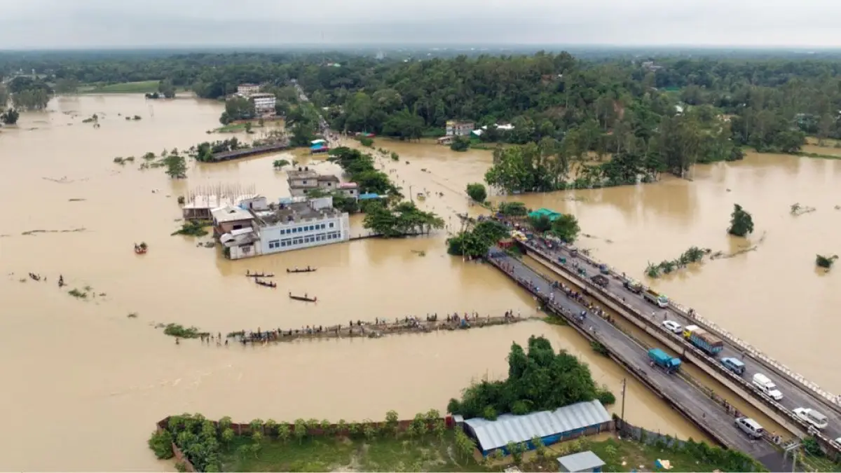 চট্টগ্রামে পানিবন্দি সাড়ে ৭ লাখ মানুষ