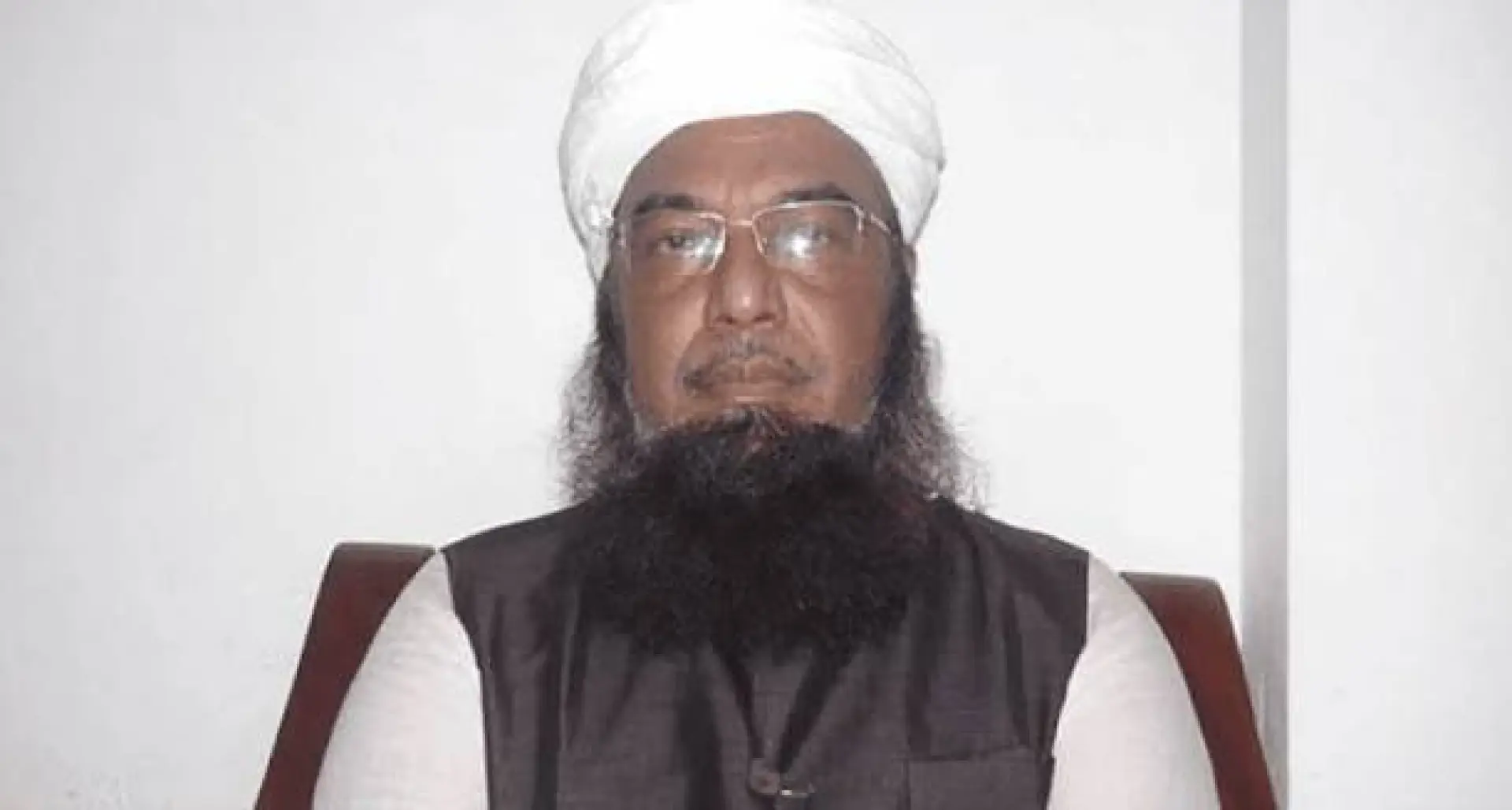 বায়তুল মোকাররমের সাবেক খতিব মুফতি রুহুল আমিনের ৬ মাসের কারাদণ্ড বহাল